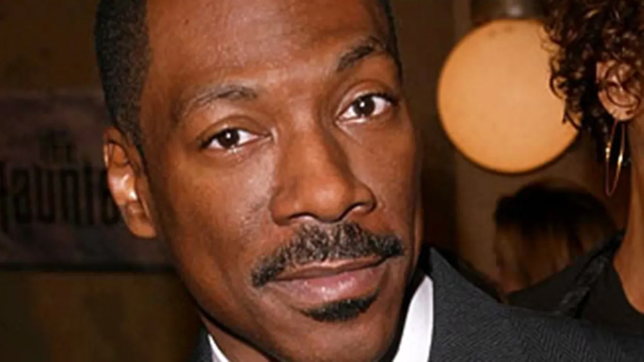 Un actor de comedie susţine că este fiul lui Eddie Murphy! Reacţia incredibilă a artistului