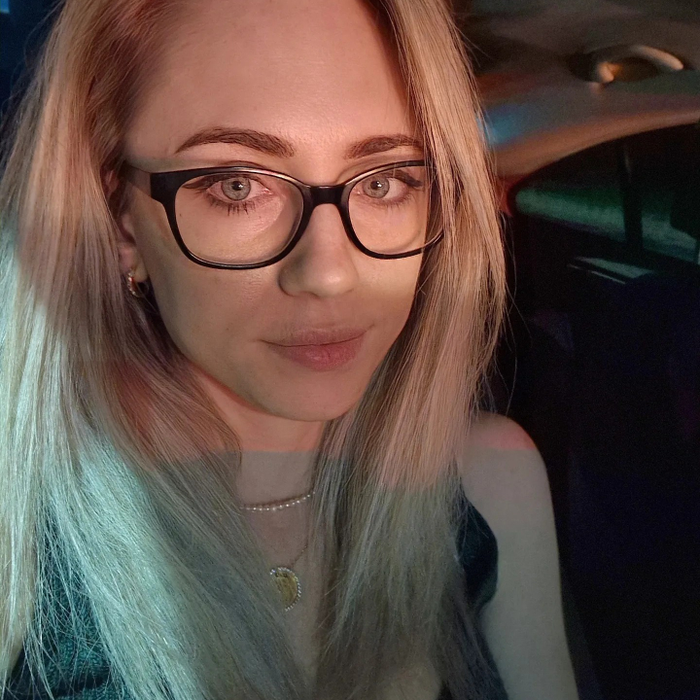 Ea este Andreea, asistenta găsită moartă. Foto: Facebook