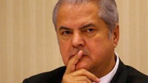 Adrian Nastase, primele declaratii dupa condamnare: "Pedeapsa este ingrozitoare si injusta, o razbunare murdara!"