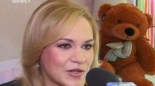 VIDEO Gabi Firea, a doua zi de la nasterea lui David Petru: "Daca as mai avea 20 si ceva de ani, as mai face 2-3 copilasi"
