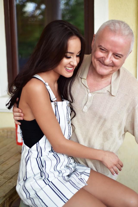 Noua iubită a lui Irinel Columbeanu o imită grav pe Monica Gabor!