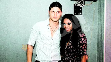 Laurette a primit 700 de euro ca sa distreze invitatii timp de doua ore! Inchiriata la tara, la ziua unui tanar