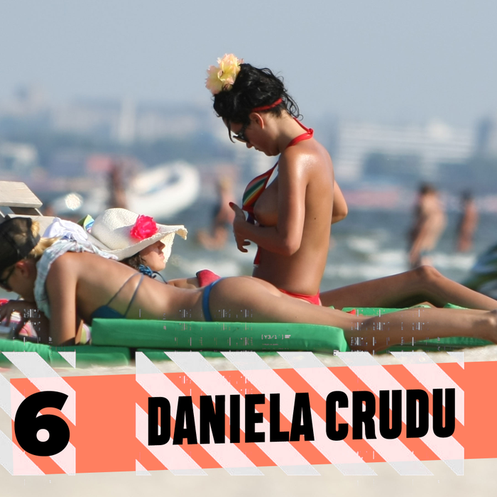 Top 30 vedete care “s-au jucat” cu sutienul pe plajă. Ce locuri ocupă în clasament Mihaela Rădulescu, Loredana Groza, Oana Zăvoranu, Ruby sau Roxana Vancea