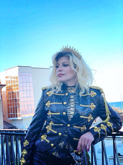 Loredana Groza, fără niciun strop de machiaj