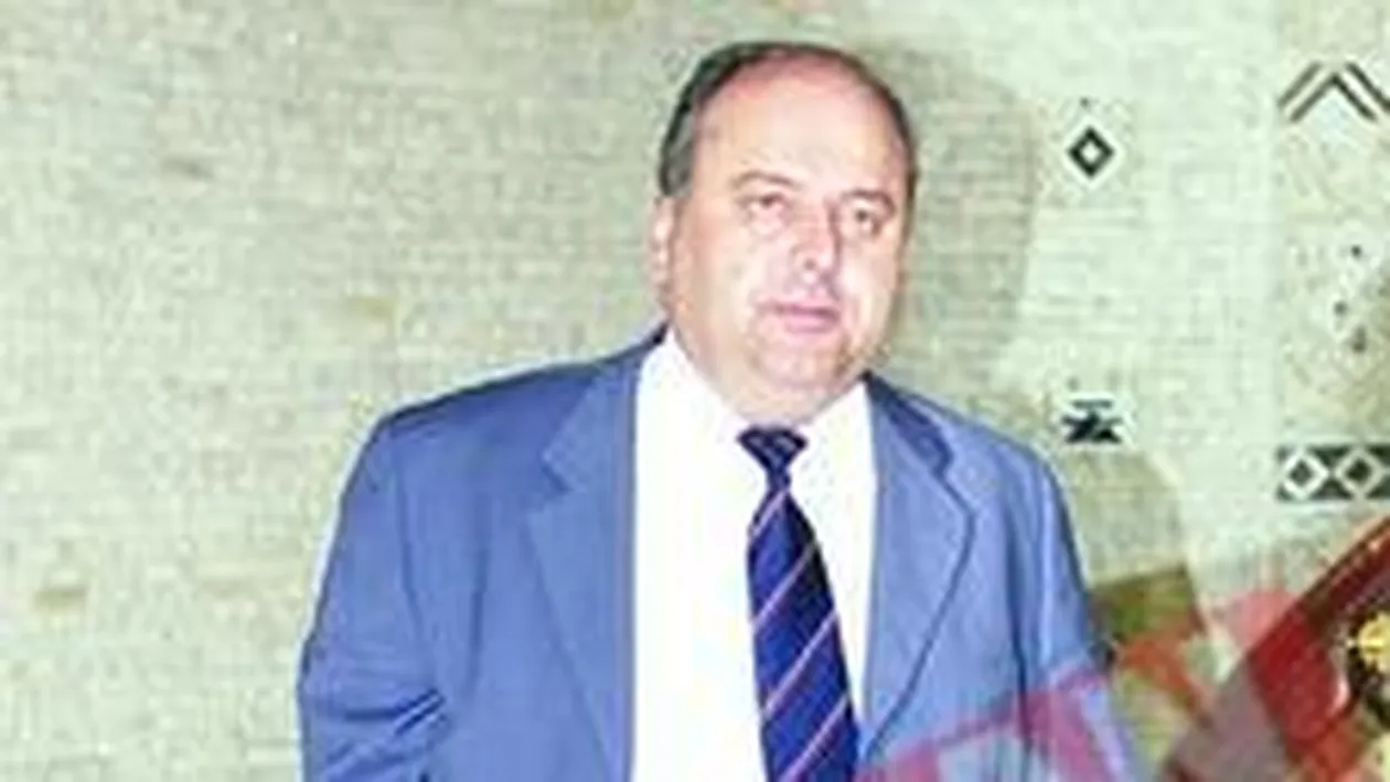 Pinalti candideaza la europarlamentare pe banii jucatorilor