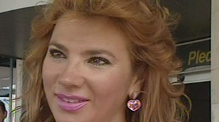 Mihaela Borcea: "Cristi m-a anuntat prin SMS ca se insoara cu o ora inainte sa o faca! Le doresc lui si Alinei sa fie fericiti"