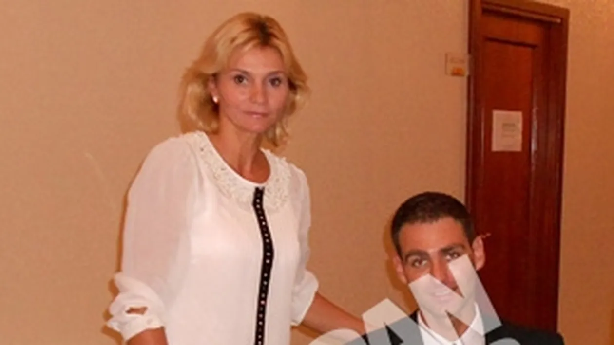 Dupa ce a dansat cu Laura Cosoi la Dansez pentru tine, acum  le-a cucerit si pe Alina Dumitru, Mihaela Drafta si Ruxandra Dragomir. Vezi despre cine e vorba!