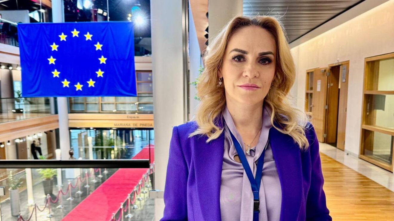 Gabriela Firea a trecut pragul medicului estetician. Imaginile cu fostul primar al Capitalei fac furori pe internet