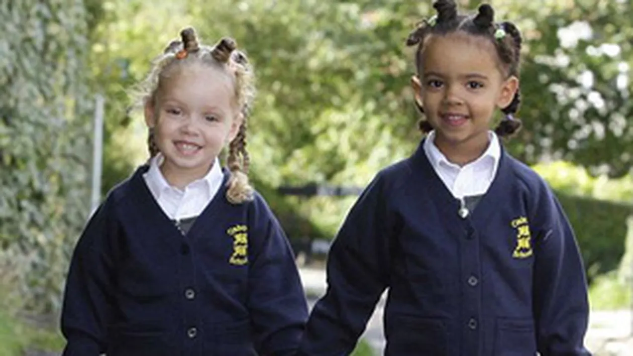 Gemenele alb-negru au inceput gradinita