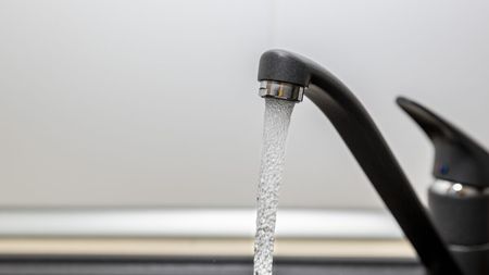 Cresc facturile la utilități, în 2025. Cu cât vom plăti mai mult