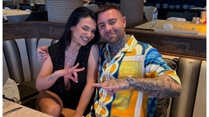 Tj Miles și Francisca s-au căsătorit, după ce au anunțat că vor deveni părinți. Primele imagini de la cununia civilă