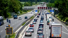 Rovinieta se scumpește cu aproape 100 de lei pentru mașinile vechi. Ce normă de poluare scapă de majorare?
