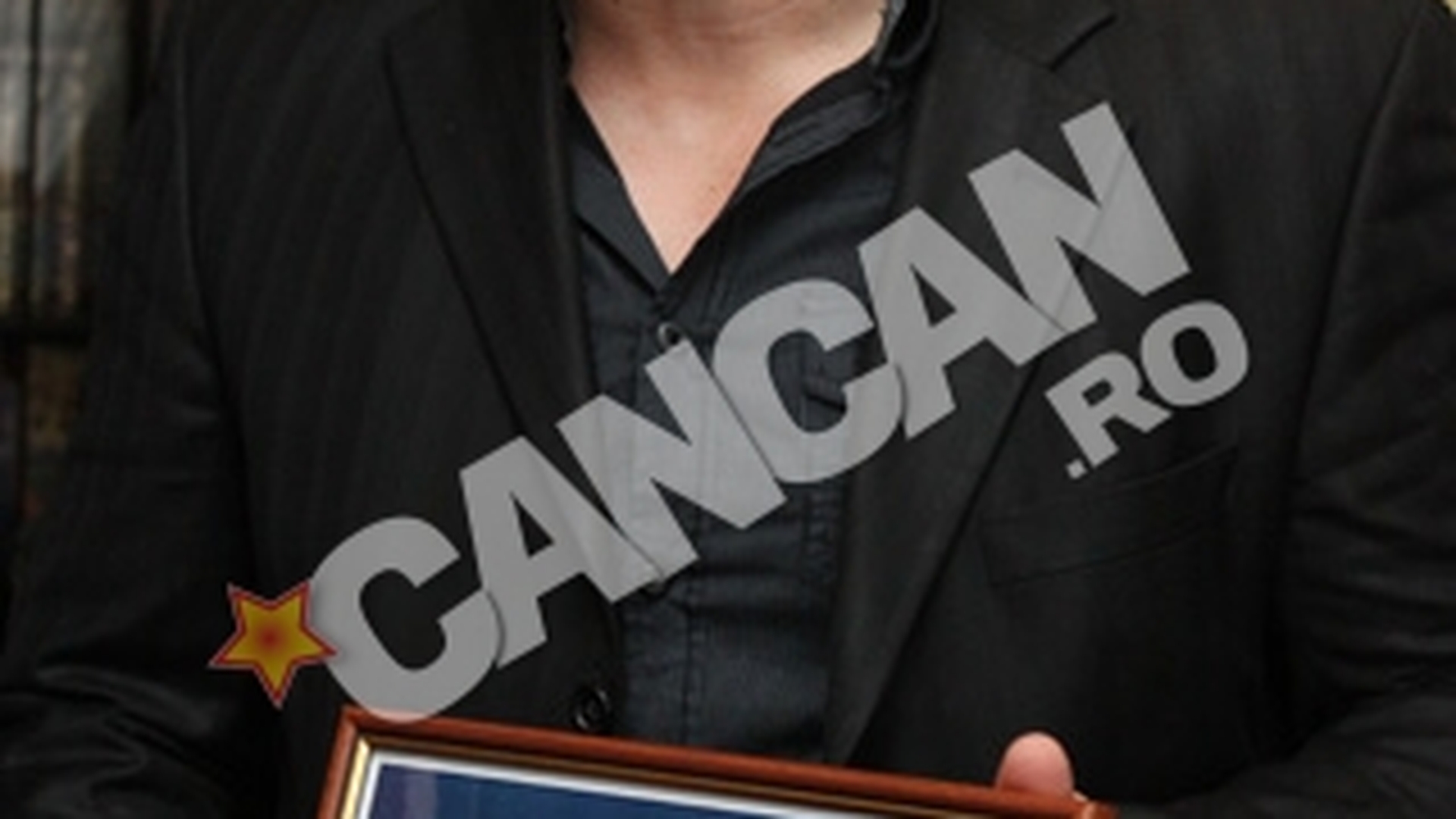 O postura in care nu ti l-ai fi imaginat niciodata pe Morosanu! "Moartea din Carpati" face ordine intre politicieni. Vezi cine este vedeta de la Hollywood cu care urmeaza sa se intalneasca!