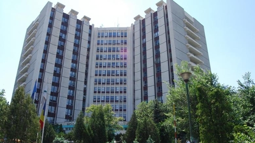 Stare de alertă la Spitalul Universitar din Capitală. La cinci zile de la internare, un pacient a fost testat pozitiv cu coronavirus. S-a deschis o anchetă epidemologică