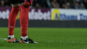 BREAKING! Fiul unui celebru fost fotbalist de la noi a produs un accident și a fugit. Victima, în stare gravă