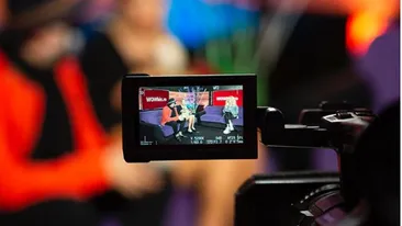 Iubitul lui Emily Burghelea a văzut prea târziu! Ce putut să-i facă iubita pe care a cerut-o de nevastă în direct la tv