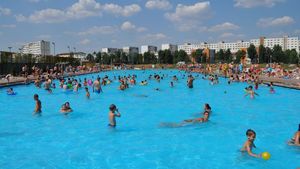 Zece persoane au ajuns de la strand direct la spital! S-a întâmplat în București! Ce s-a depistat acolo