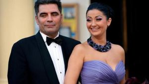 Marcel Toader s-a dezlănţuit la adresa prezentatoarei TV.  ”Gabriela Cristea a venit la mine cu un Matiz şi a plecat cu un Volvo!”
”Îi plătesc şi azi maşina cu care umblă!”