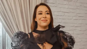 Oana Roman, de râsul internetului după un gest rușinos „Așa scrie în codul bunelor maniere?”