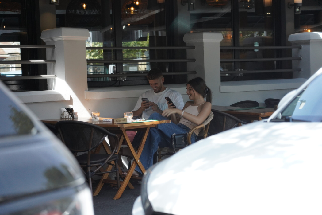 Alex Delea și Elena Chiriac, împreună pe Dorobanți / (Sursa: CANCAN.RO)