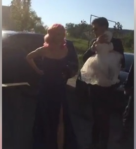 Andreea Bălan şi-a schimbat rochia după ceremonia religioasă de botez