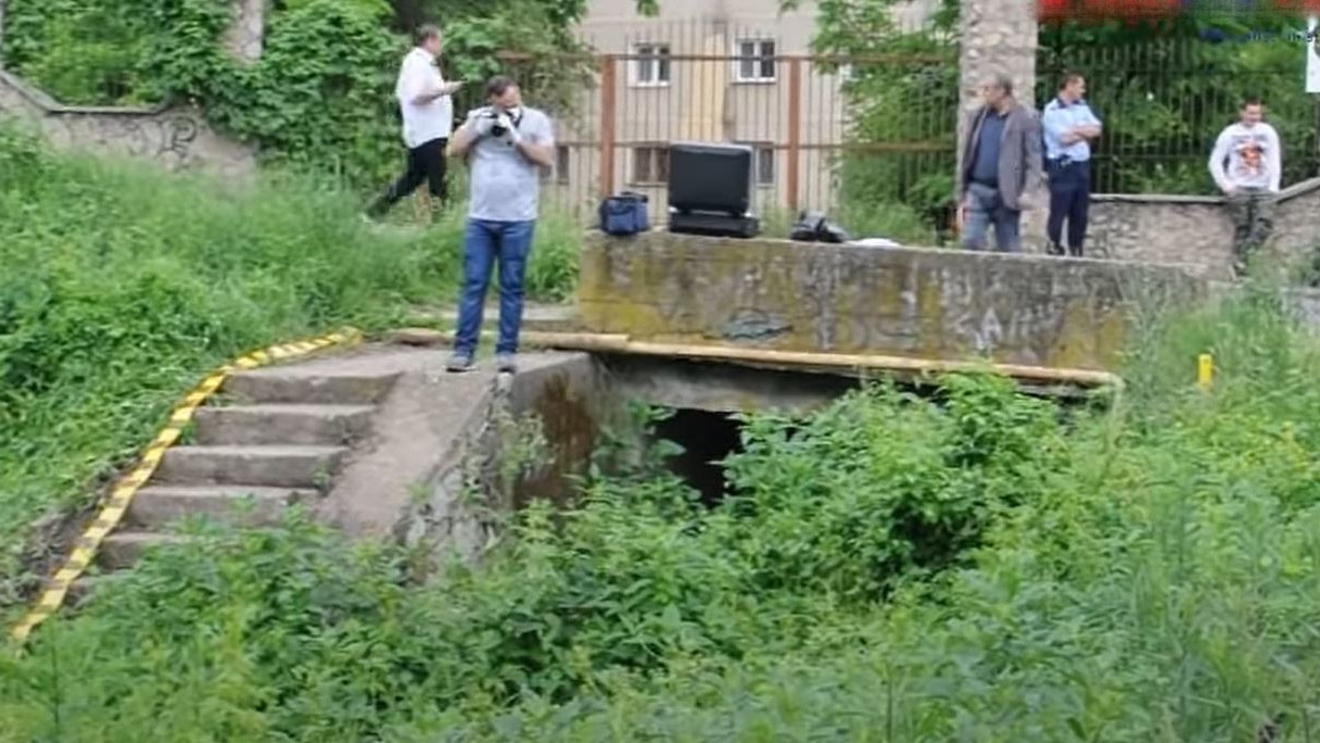 Crimă înfiorătoare în Reșița! Un tânăr a fost omorât cu sânge rece de 4 adolescenți. Cum au încercat asasinii să scape de cadavru