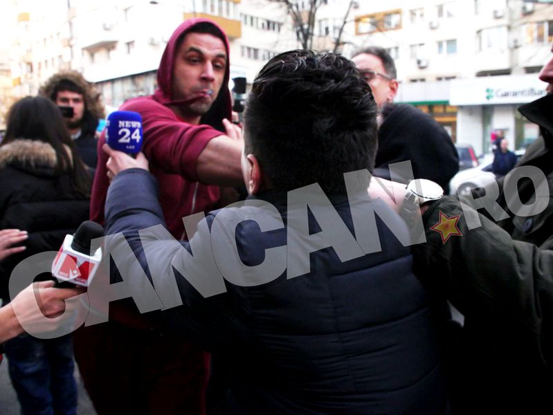 Momentul în care Alex Ashraf s-a repezit la jurnalist