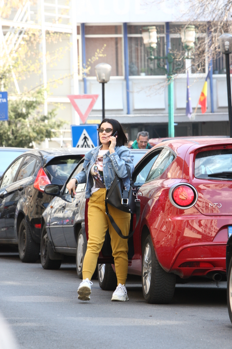 Nicoleta a pus ceva kilograme pe ea, se vede cu ochiul liber