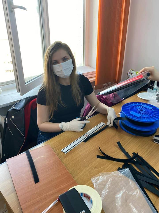Voluntarii sar în ajutorul medicilor