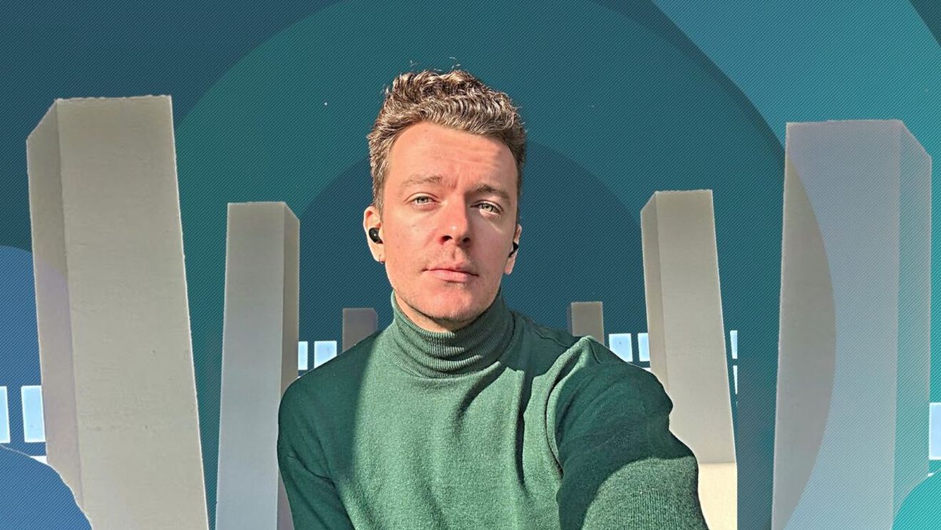 Nu și-a dorit să fie artist, dar muzica l-a ales! Jean Gavril despre momentul care i-a schimbat viața: ”Nu mi-am propus să fiu muzician, dar mereu m-am folosit de muzică, chiar și ca să scap de nota scăzută la purtare”