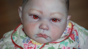 Cadou horror de sărbători: păpuşile sub formă de bebeluşi vampiri! Ai cumpăra aşa ceva?