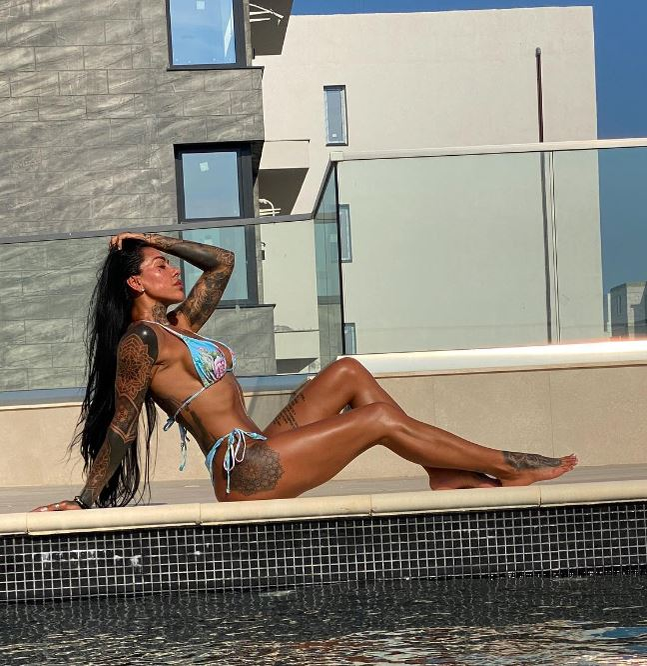 Claudia Florescu, concurenta de la Insula Iubirii, vrea în RXF / (Sursa: Instagram)