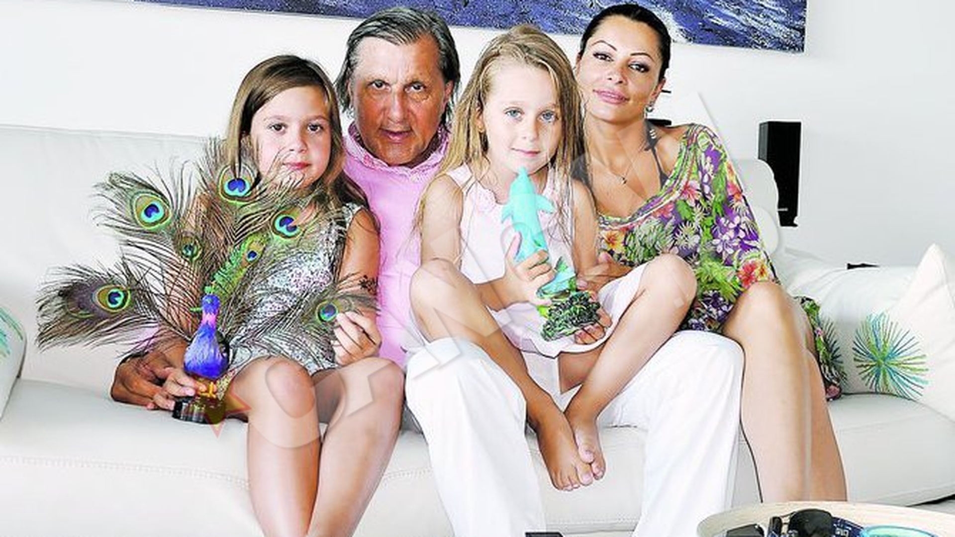 Ilie Nastase, aniversare cu jucarii
