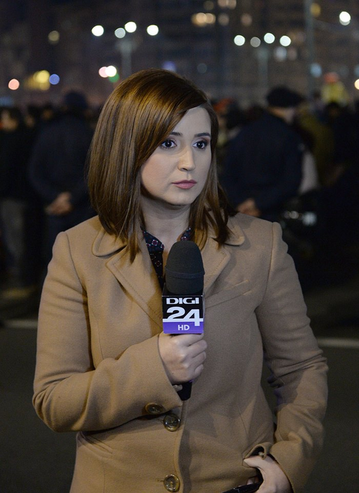 Sanda Nicola a aflat că tatăl care a crescut-o nu este cel biologic. Mărturiile dureroase ale prezentatoarei: „Îl simțeam foarte apăsat”