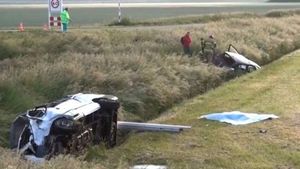 Tragedie în Olanda! Mai mulți muncitori români și-au pierdut viața. Microbuzul în care se aflau a fost implicat într-un accident rutier