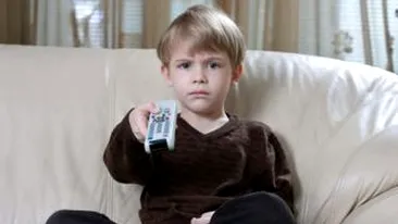 Aproape 65% dintre copii isi fac prieteni imaginari, in incercarea de a compensa lipsa parintilor