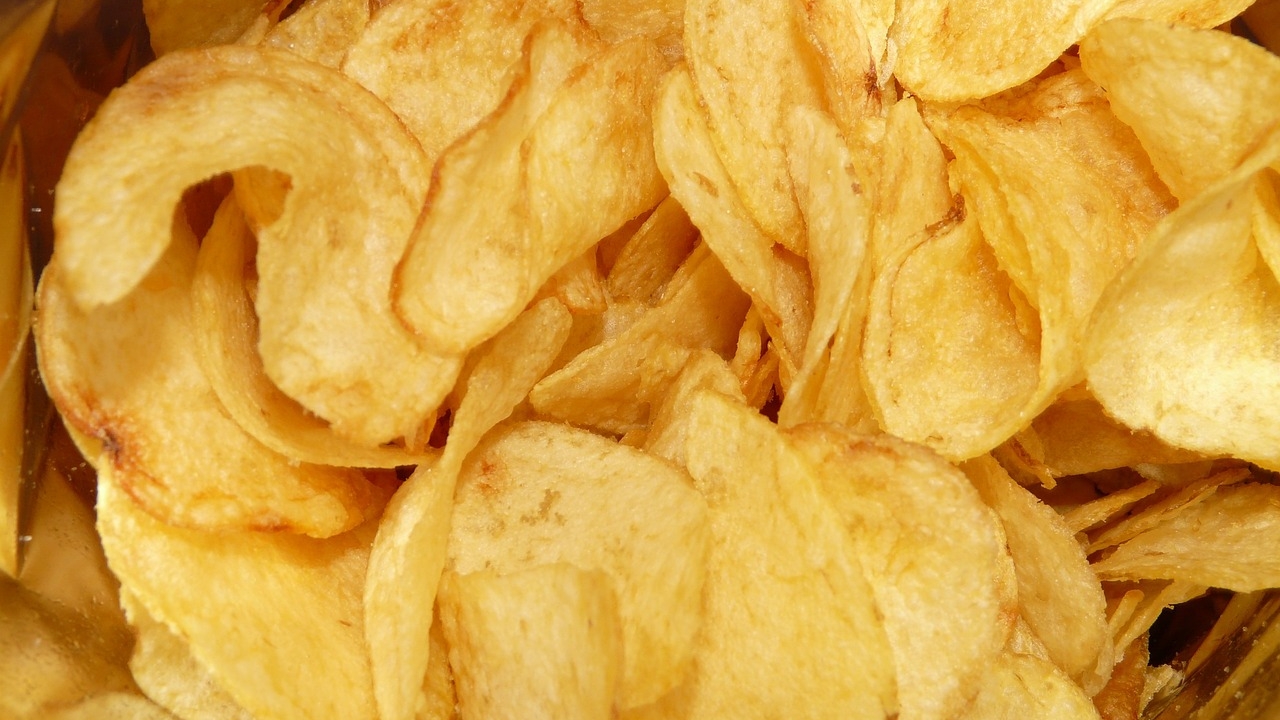 Eco chipsuri retrase de piața alimentară! Alertă emisă de ANSVSA după ce valorile maxime admise din produs au fost depășite
