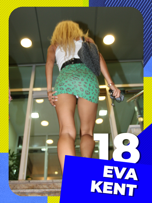 Top 50 sexy-dive care au “lovit” fără milă și au “distrus” asistența. Și-au arătat chiloțeii!