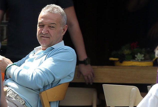 Gigi Becali este cunoscut ca un patron care nu suportă jucătorii cu viaţă extrasportivă agitată