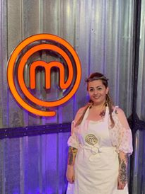 Wanda de la ”Masterchef” 
e șantajată de fostul iubit cu un video +18