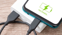 Încărcarea rapidă strică bateria telefonului? Greșeala care îi poate scurta durata de viață
