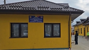 Tragedie la o școală din Botoșani. Un angajat a murit sub privirile colegului său