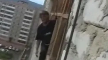 A vrut sa se sinucida! Nu a murit, dar a fost amendat!