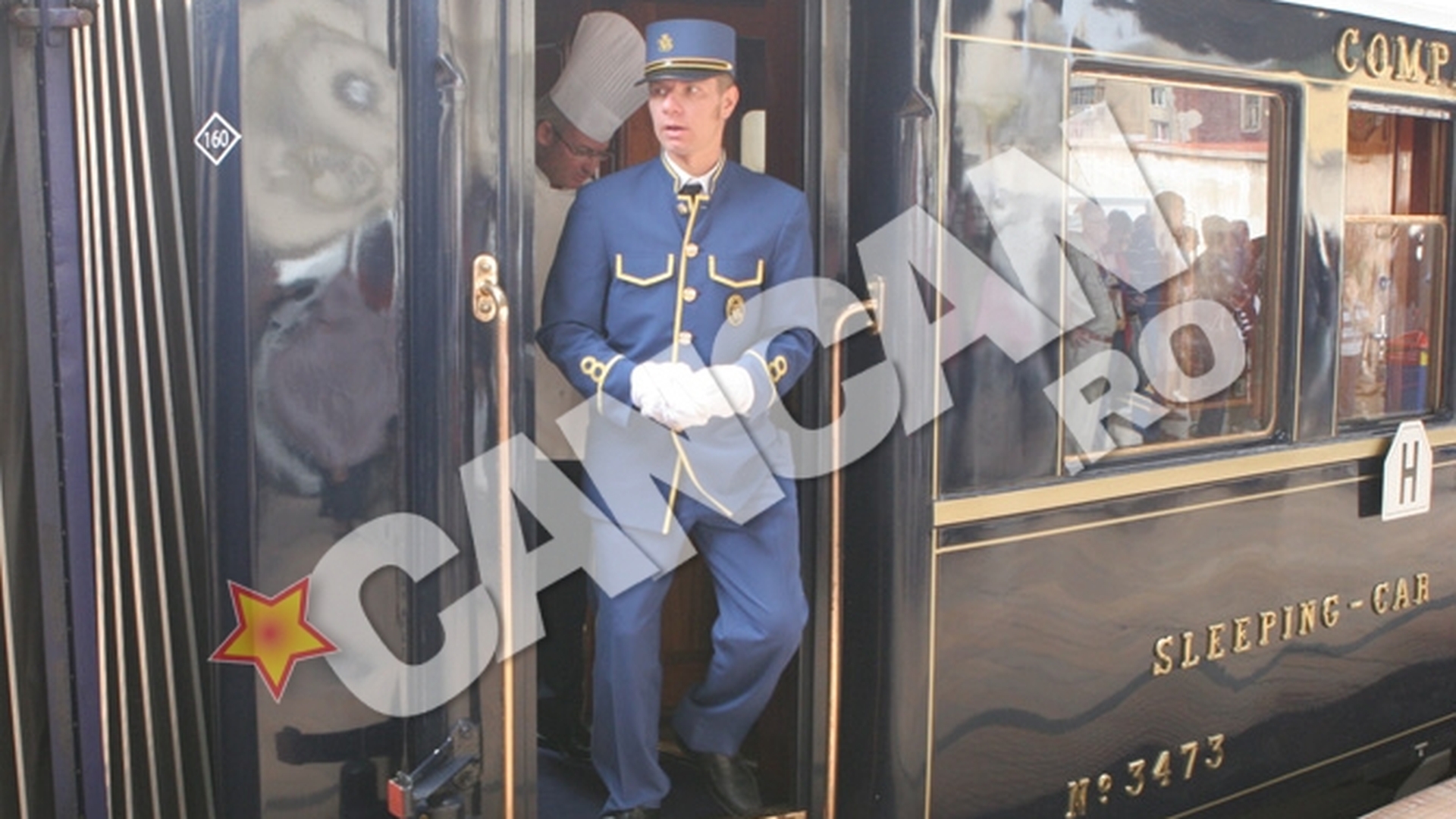 Detalii fascinante din "hotelul pe sine" Orient Express! Un trenulet-bijuterie de la vagonul de suveniruri costa 10.000 de euro! Afla cat trebuie sa platesti pentru serviciile de lux!