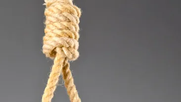 Politist din Petrila, gasit spanzurat in apartamentul sau