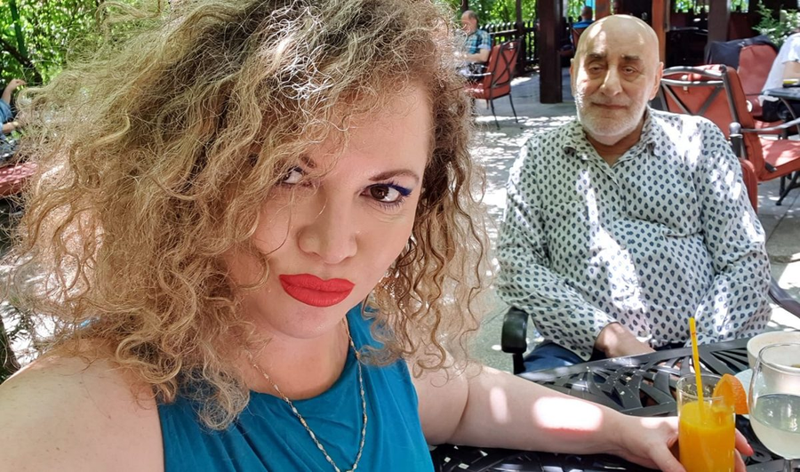 Oana și Viorel Lis, la o terasă din București pe 20 iunie 2020 © Facebook