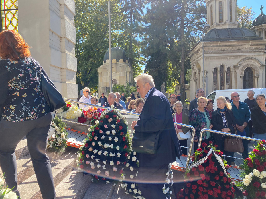Alexandru Arșinel, condus pe ultimul drum  (Foto: CANCAN.RO)