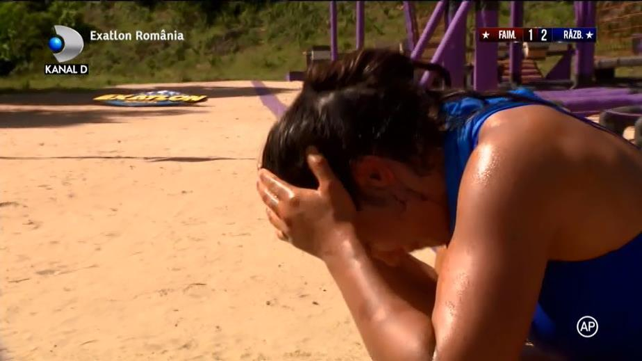 Exatlon, 30 august. Naomi a fost iar la un pas de înec! A fost nevoie de intervenția salvamarilor