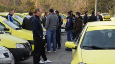 Aproximativ 150 de taximetristi au iesit la miting in Ploiesti!