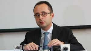 Cristian Bușoi cere demiterea directorului ALPAB, suspectat de delapidare. "Acest fapt nu poate fi acceptat!"